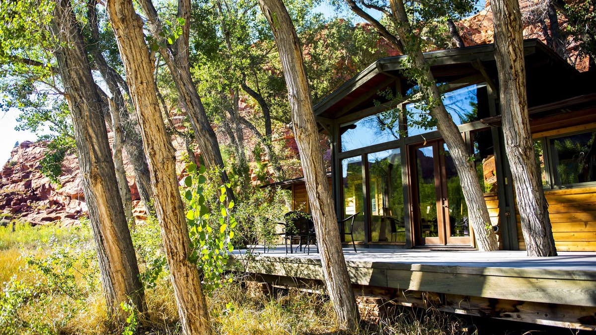 Boulder House | 40 Acre Escalante Canyon Retreat