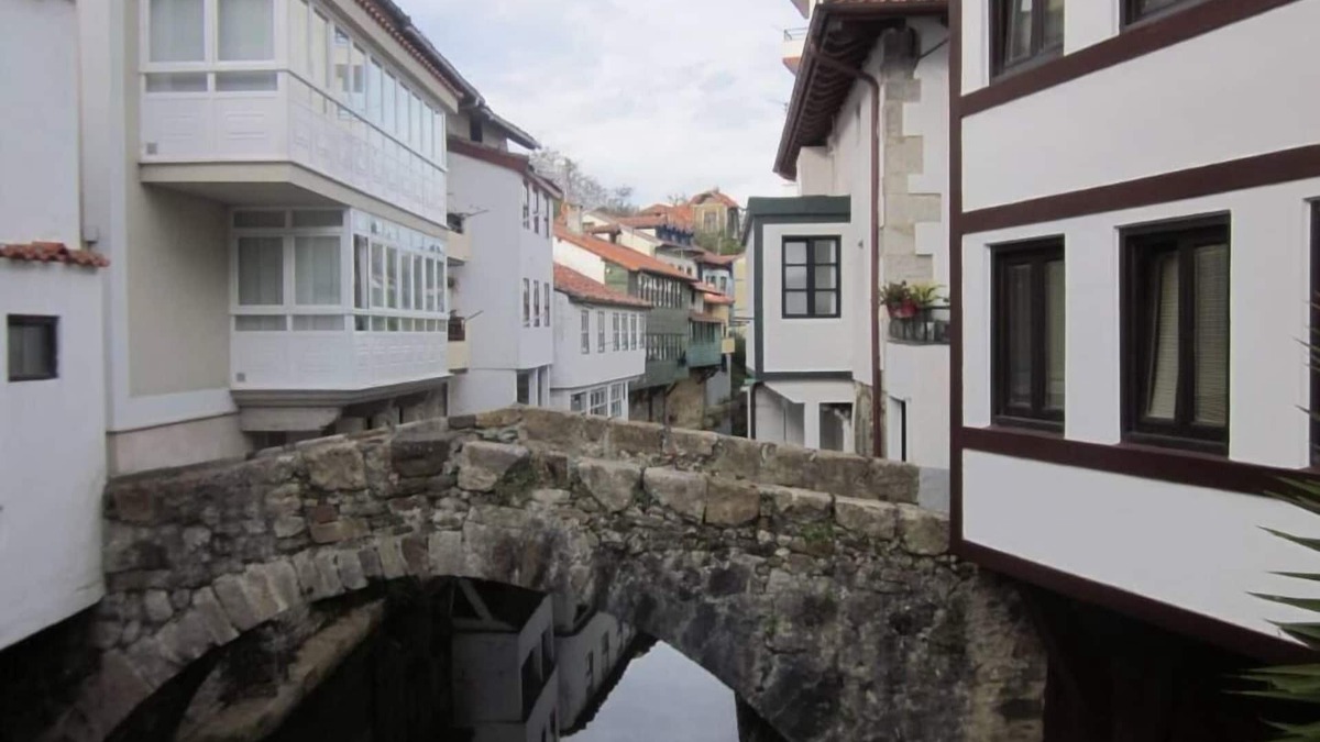 Ea Apartment | 40 km from BILBAO in a natural reserve Urdaibai beach and mountains