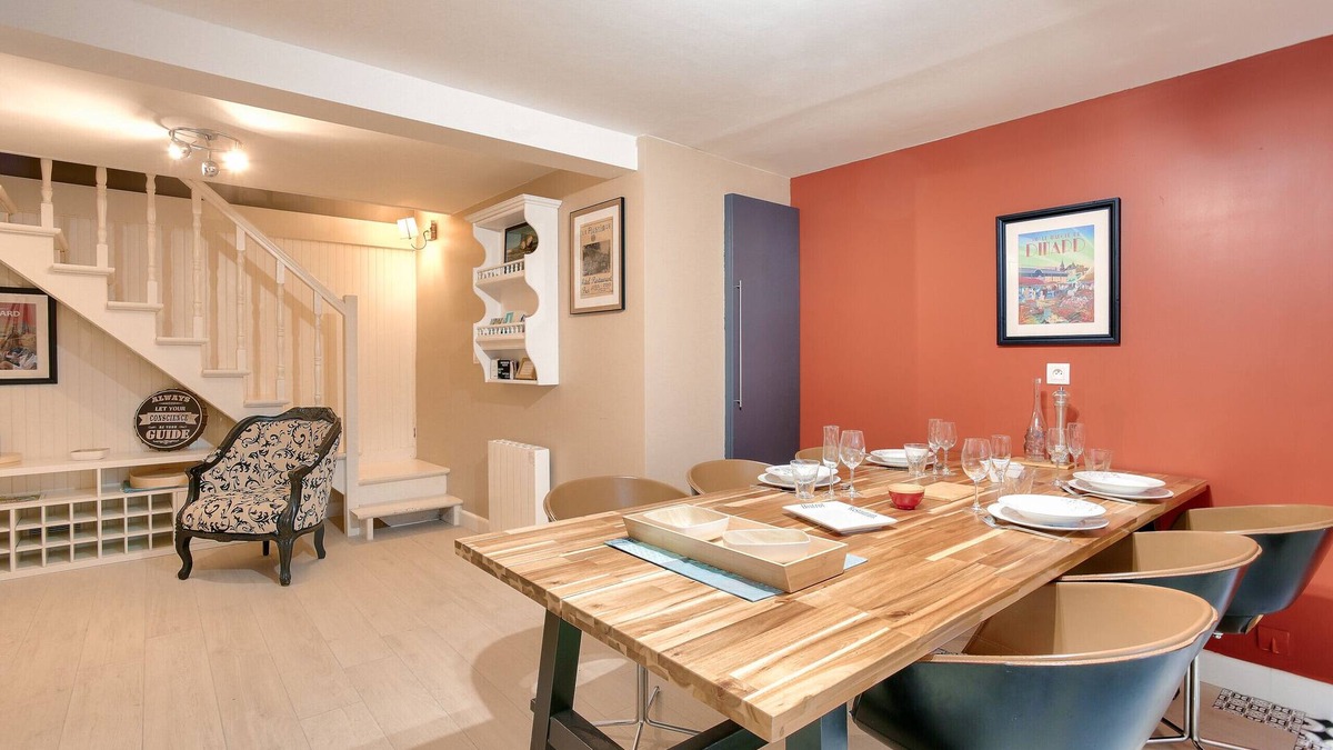 Saint-Igneuc Ski Chalet | 400m form the beach, old house for 4
