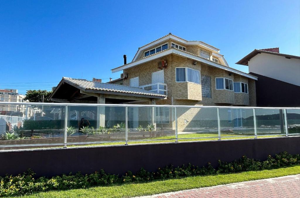 Bombas House | 413 - Casa frente Mar em Bombas-Bombinhas.