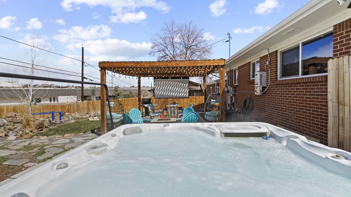 Welby House | 420Friendly PS5 Hottub Arcade PoolTable Theater