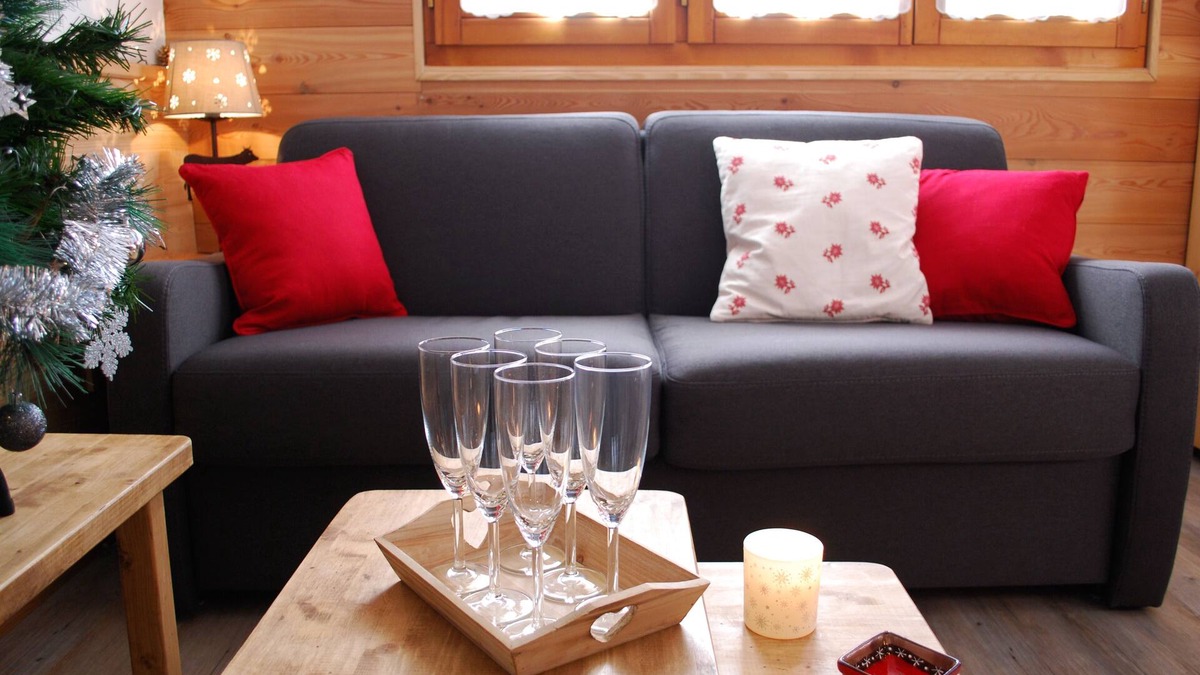 Ceillac Apartment | 45m2 apartment - Renovated - South facing - Ground floor - 5 people -