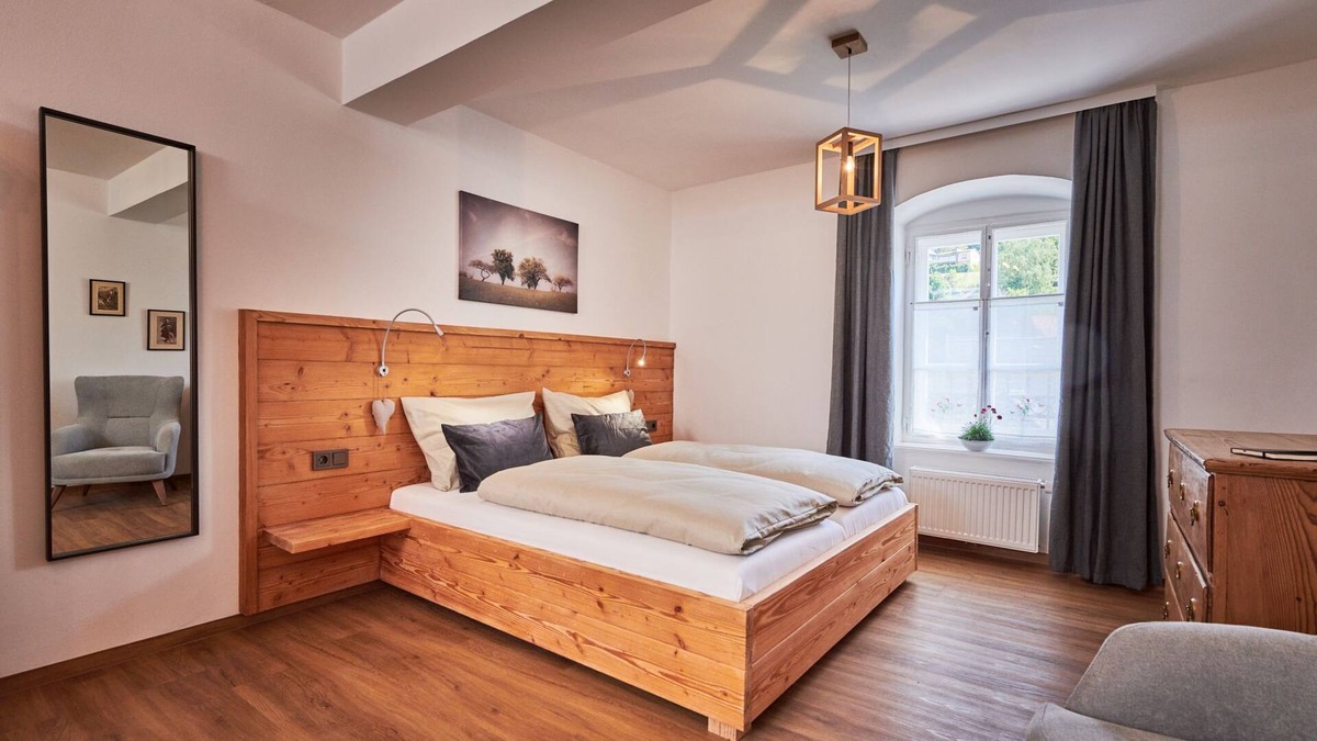 Waidhofen An Der Ybbs Apartment | 47m2 apartment on the ground floor, 2 rooms + bathroom/WC, 1 to 4 persons