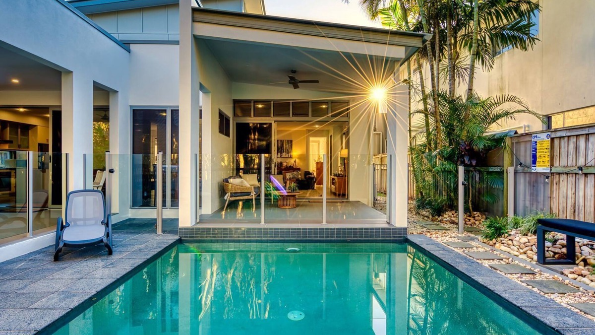 Mount Coolum House | 48 Boardrider Crescent, Mount Coolum