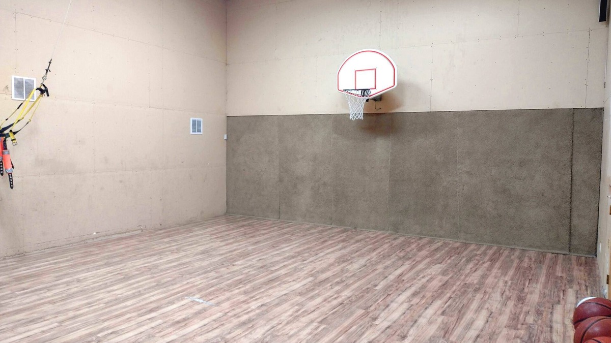 South Jordan House | 4B Miracle Lodge-Indoor Court-Stay&Play Together-Staycation/Reunions/Events/Ski