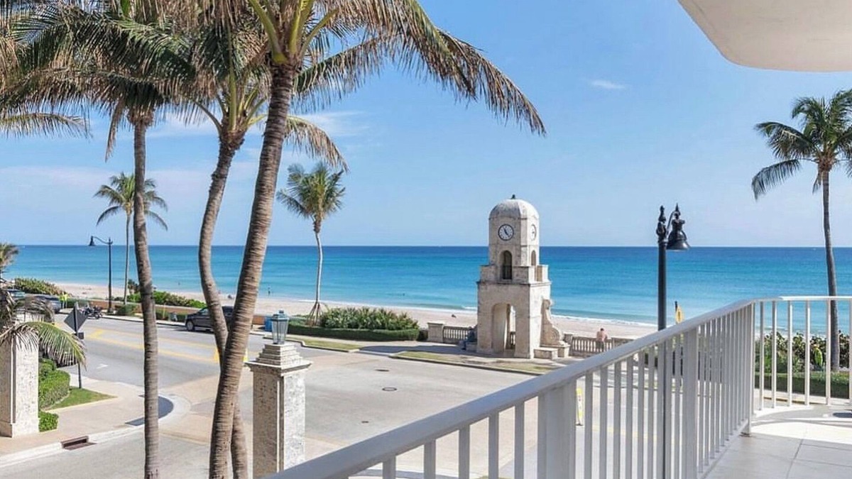 Greenview Shores House | 4BD Glamor Cozy Equestrian with Heated Pool