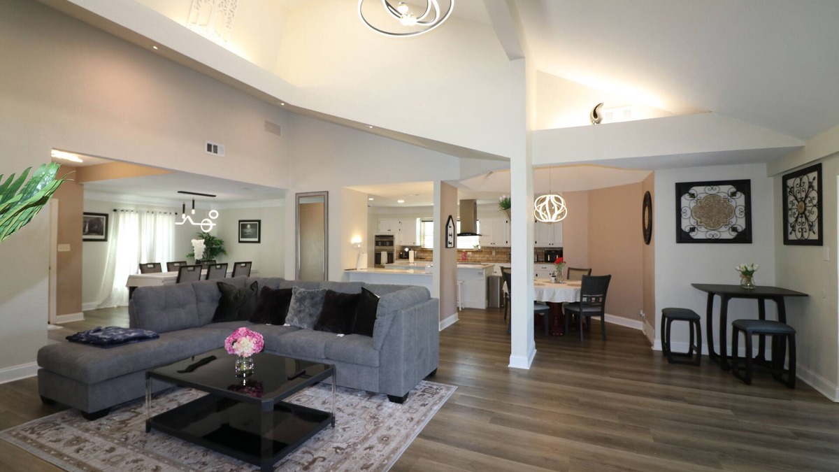 Tarrant County House | 4bed-2bath gorgeous house with huge backyard for your privacy