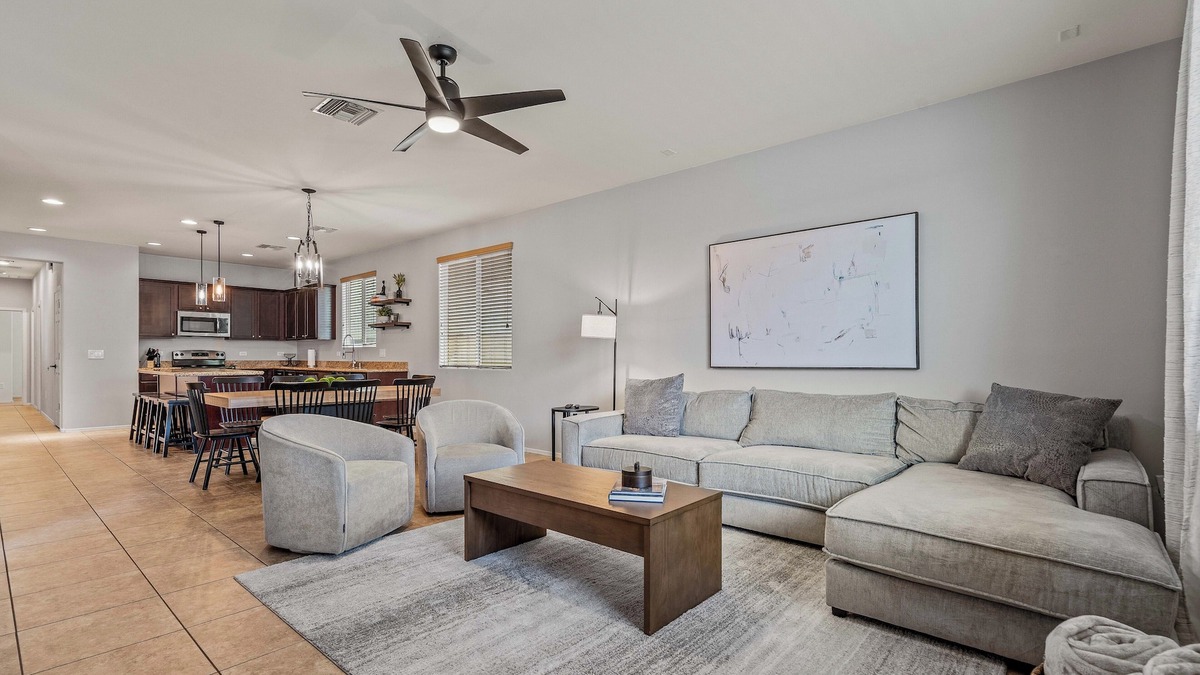 The Pines House | 4Br/2.5B Home w/Private Backyard & Shared Pool