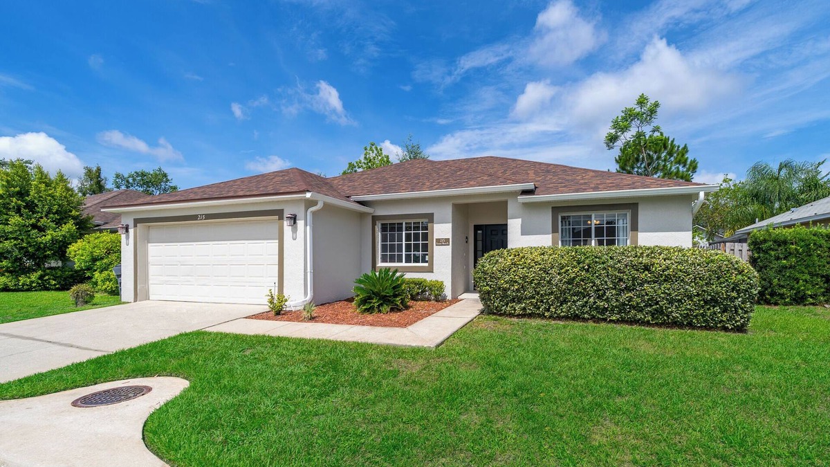 Paradise Woods House | 4BR-2 King Masters, Roku, WiFi, Private Pool and Spa