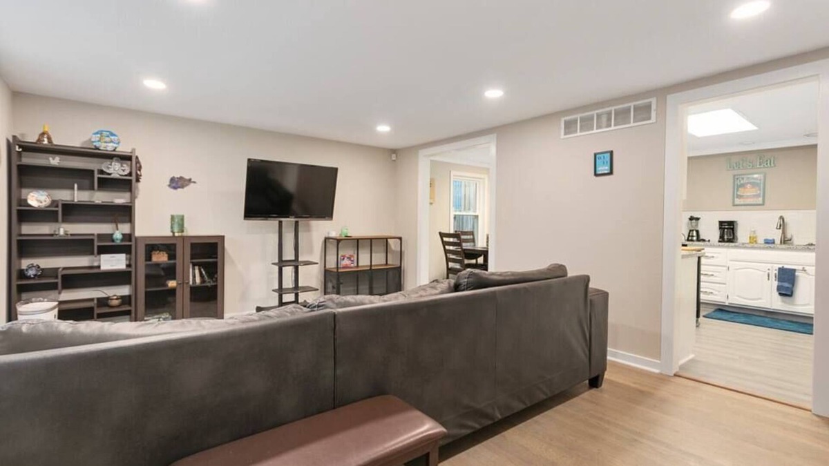 Kansas City House | 4BR Home Northland/Safe/Pets Welcome!