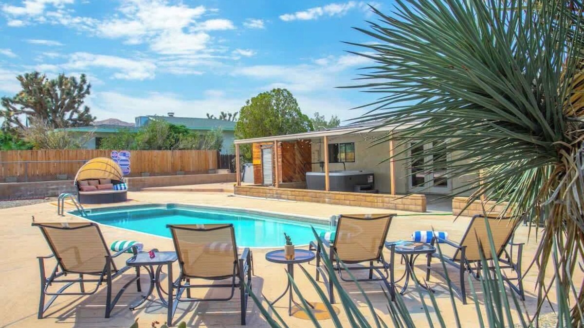 Yucca Valley House | 4BR Joshua Tree Home w/Pool: The Cactus House