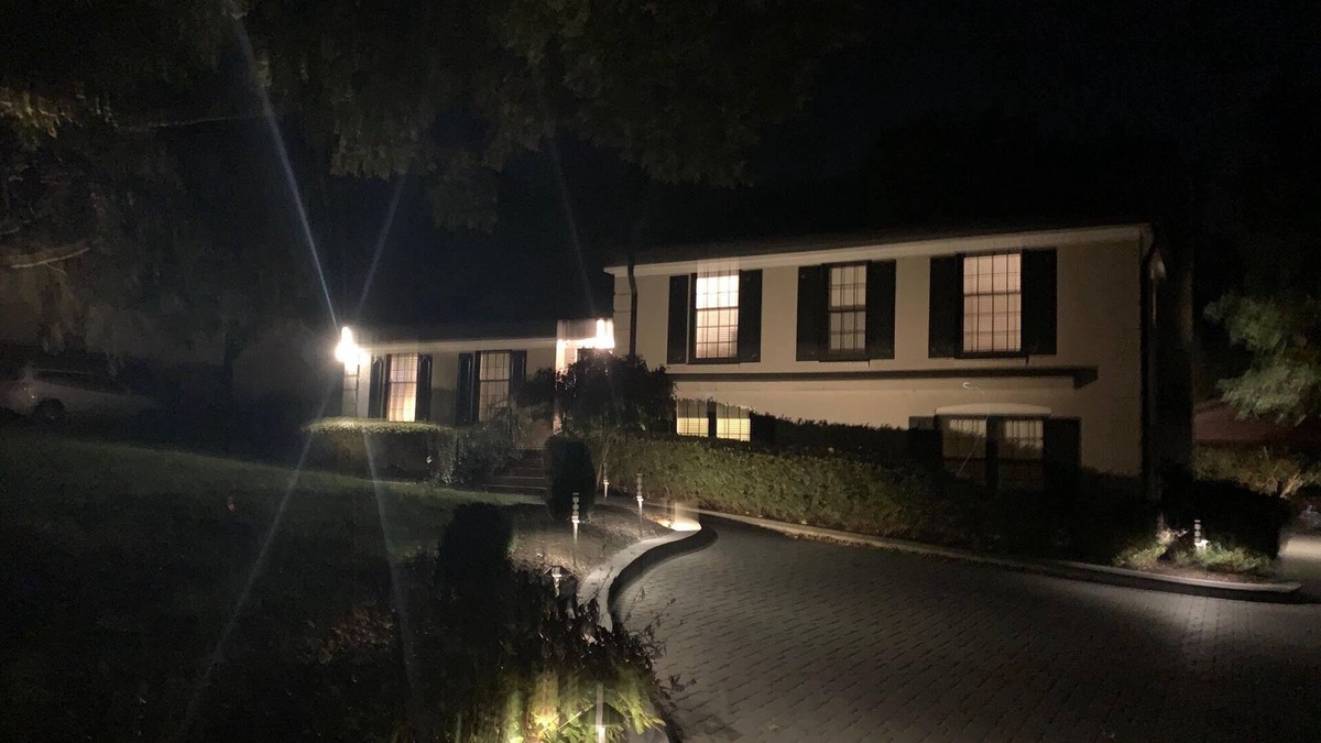 Charlotte House | 4BR Memory Foam Beds Southpark Home in a quiet neighborhood