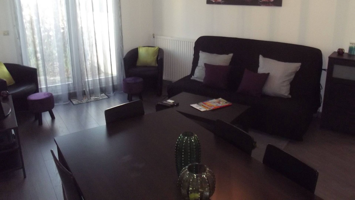 Saint-Germain-sur-Morin Apartment | 4km Disney,large apartment,ground floor,6 pers with private garden in quiet area