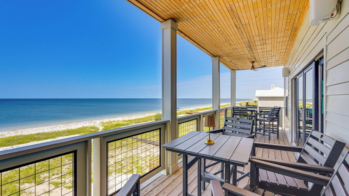 Port St. Joe House | 5,000+ Sq Ft! Luxe Beachfront House in Port St Joe