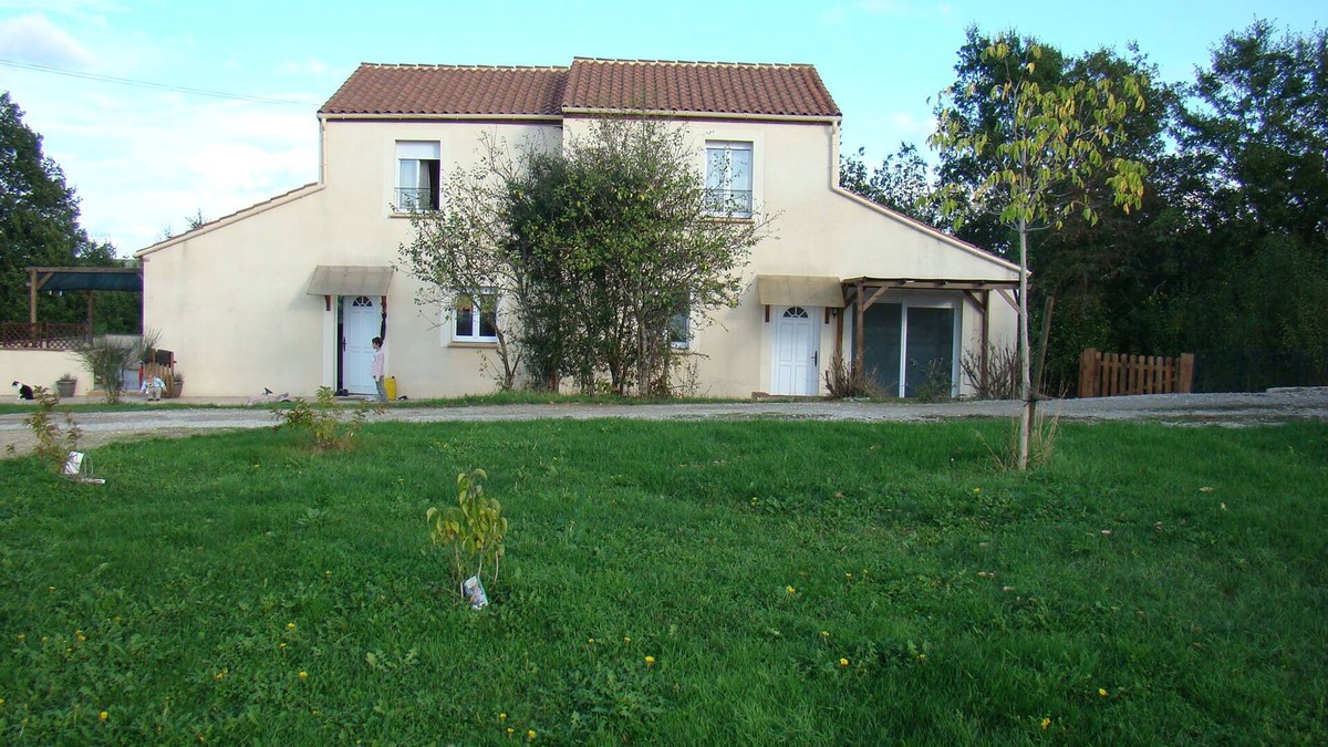 Salviac House | 5/7 person house with heated pool between Sarlat and Cahors