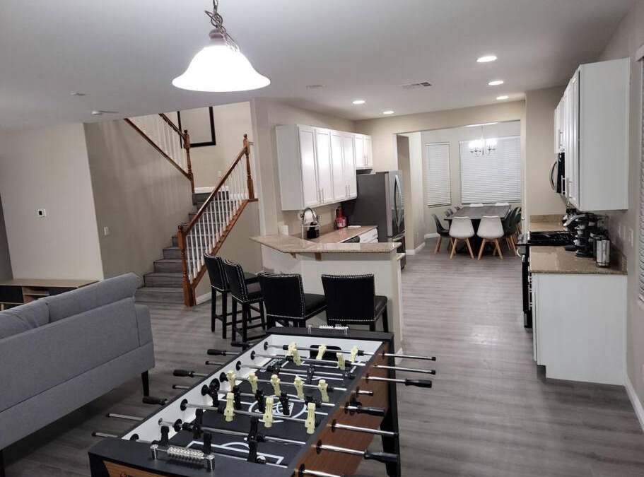 North Las Vegas House | 5 bed 3.5 baths