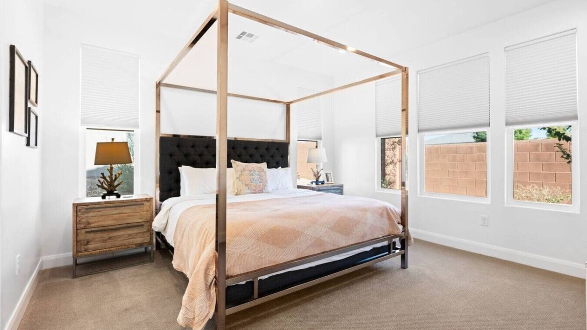 Sienna Hills House | 5 Bed Modern St George Oasis!