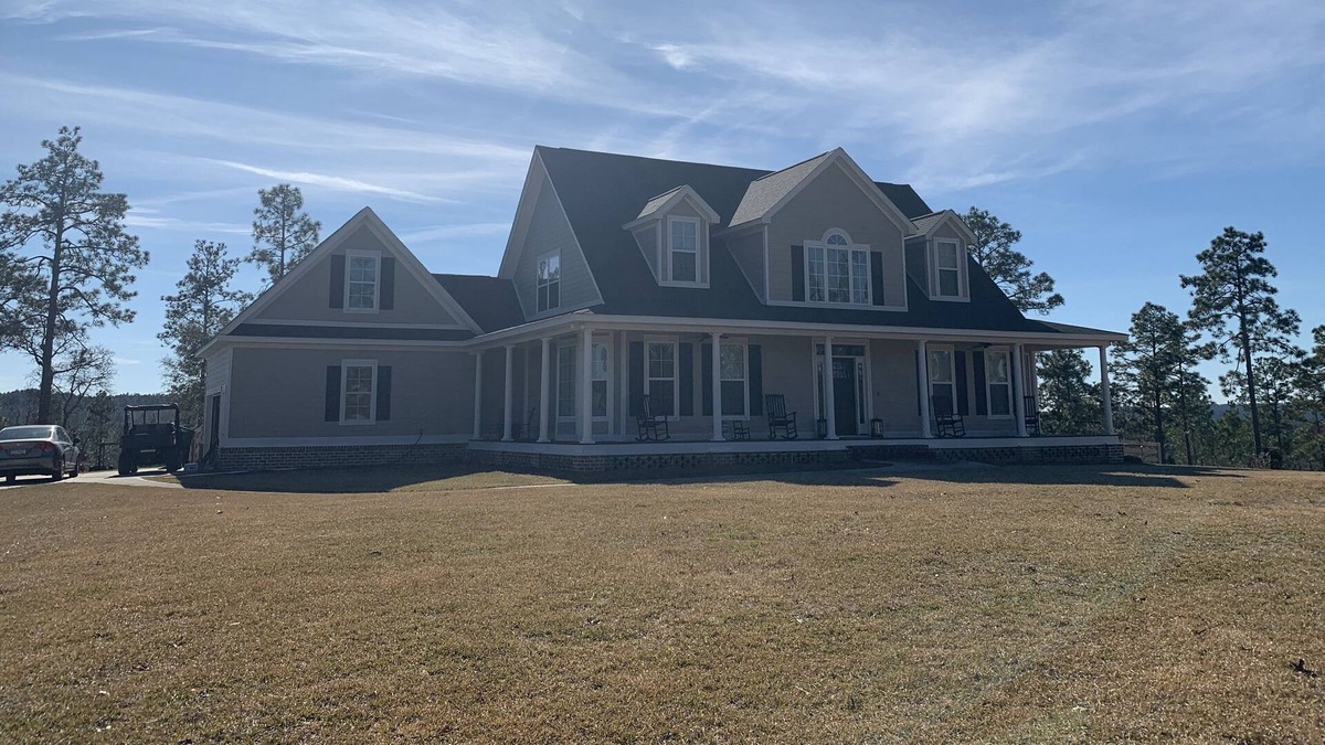 Aiken House | 5 Bedroom, 3 Bath in Gated Neighborhood near 1-20