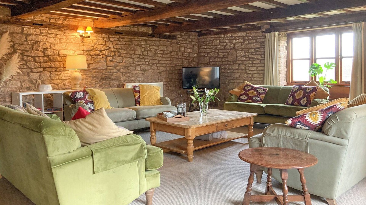Bromyard Cottage | 5 bedroom accommodation in Bromyard, near Malvern Hills