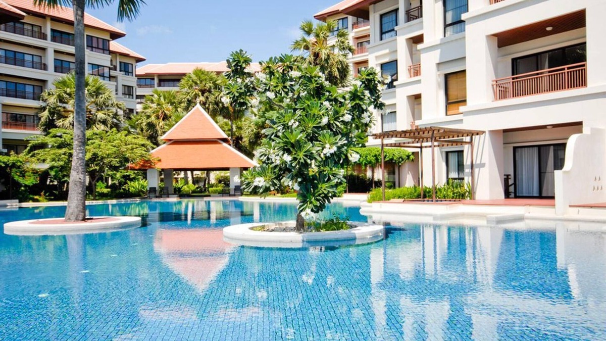 Pak Nam Pran Condo | 5 Bedroom Amazing Condo On The Beach (Santi)