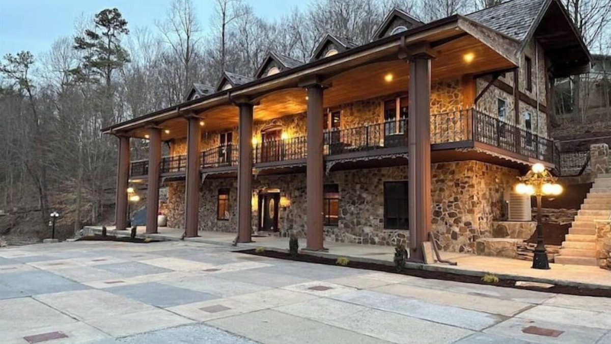 Bristol House | 5 bedroom Estate near casino & downtown
