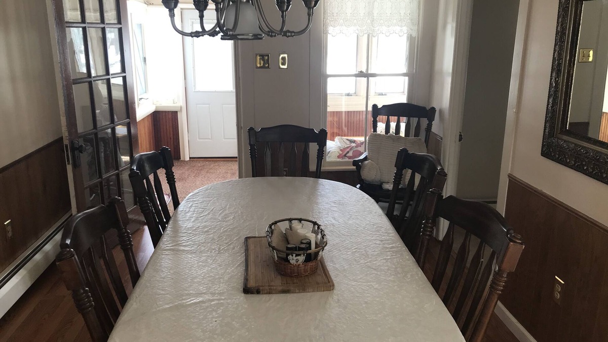 Richfield Springs House | 5 Bedroom Family House - Big yard