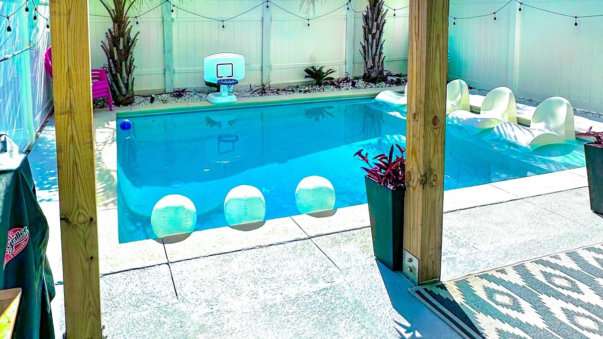 Biltmore Beach House | 5 bedroom Home, 5 bathrooms, Private Heated Pool+Steps to uncrowded beach+Views