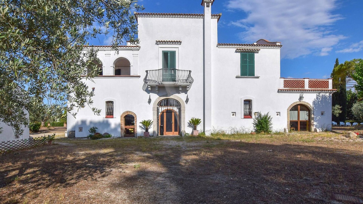 Lucera House | 5 bedroom lovely home in Lucera