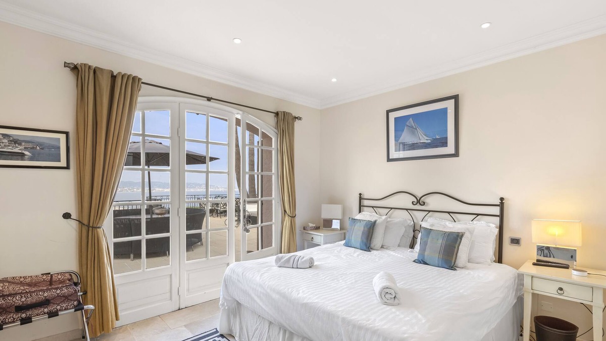 Theoule-sur-Mer Villa | 5 Bedroom Sea View Villa near Cannes, Provence-Cote d`Azur, France