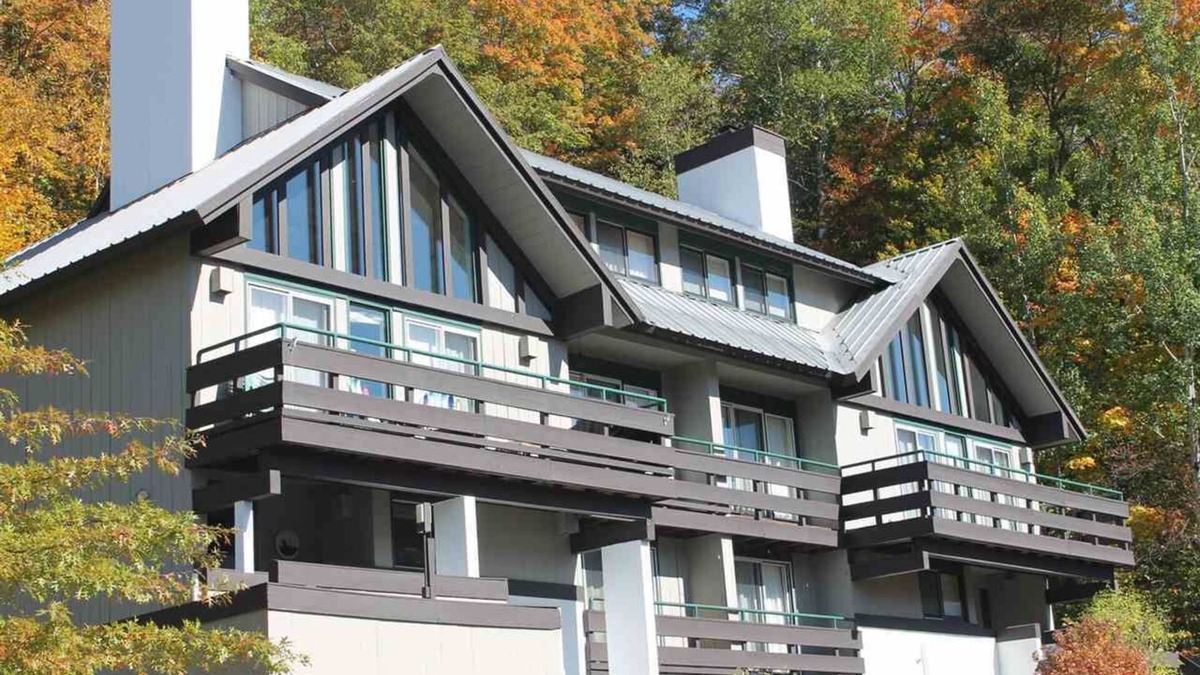 Lincoln House | 5 bedroom Townhouse: Incredible Views of Loon Mtn.