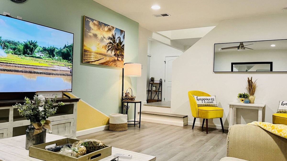 Fort Walton Beach House | 5-bedroom vacation home just few minutes to Destin Beach