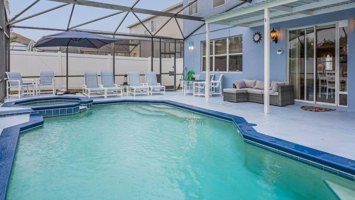 Windwood Bay House | 5 Bedroom Villa l 10 min to Disney l Themed Rooms