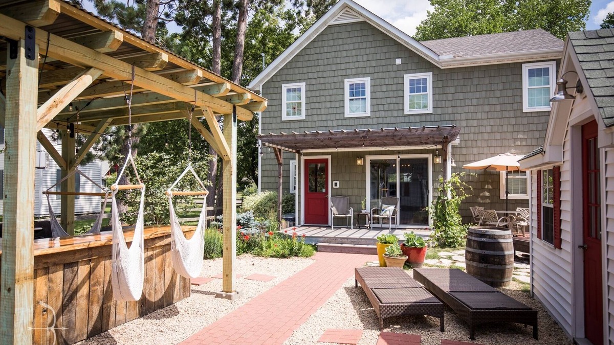 Hayward House | 5 Bedrooms/4.5 Baths, Short Walk Downtown Hayward WI