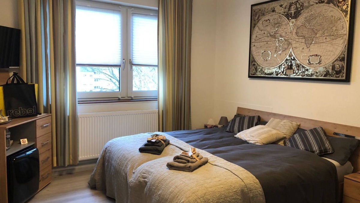 Oos Apartment | 5 km from the center, 1 km from the train station and 11 km from Baden-Airpark