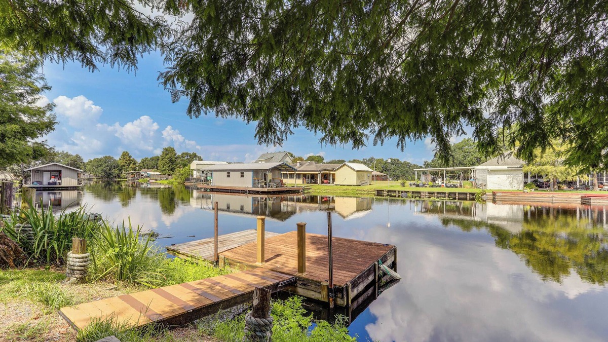 Morgan City House | 5 Mi to Downtown Morgan City: Waterfront Retreat
