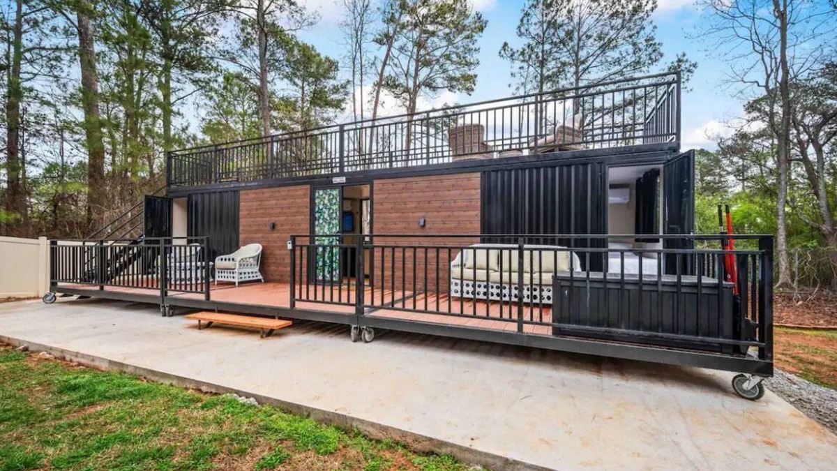 Lithonia House | 5 Mi to Stone Mountain: Lithonia Getaway