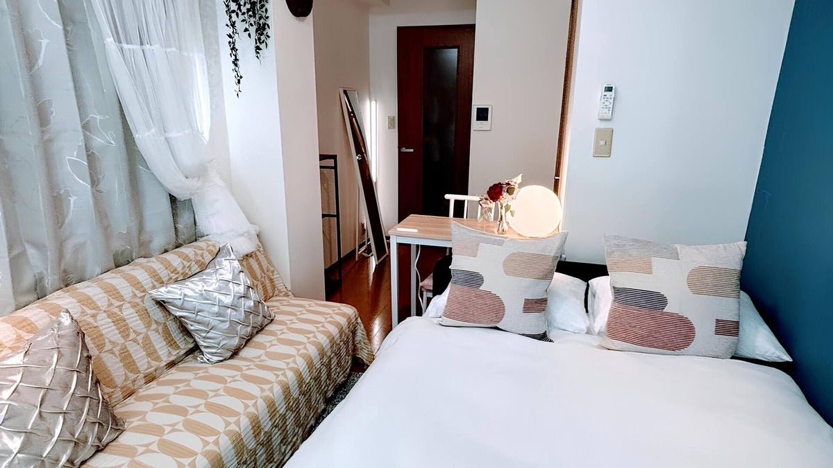Ebisu Apartment | 5 min walk to Hiroo, 10 min to Ebisu, 15 min by train to Shibuya and Ginza.