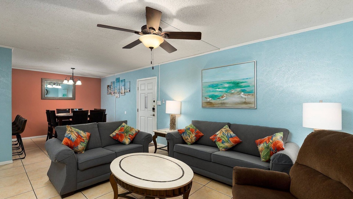 South Padre Island Condo | 5 Minute walk to beach! Two heated pools! #2025-0245