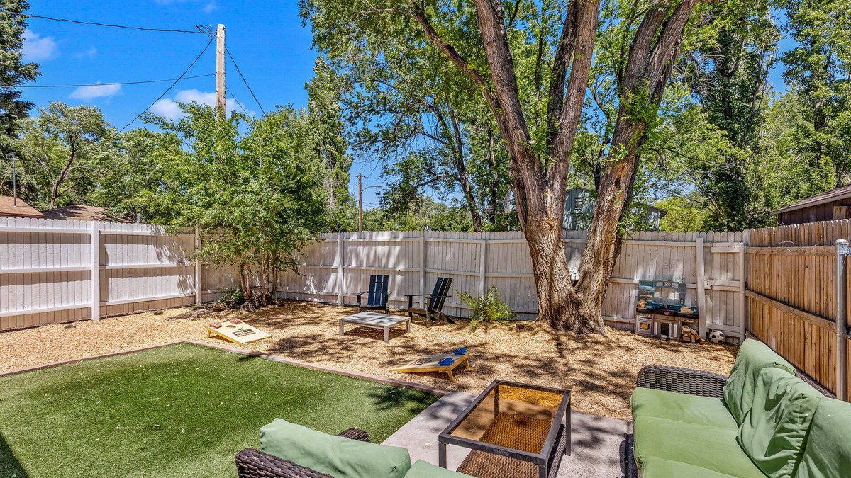 Southside House | 5 minute walking to downtown, NAU, coffee shops, shopping, parks and more!