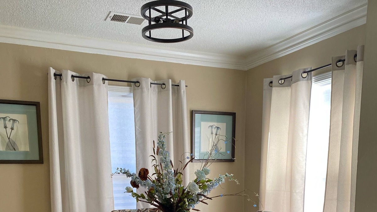 Messick Buntyn Apartment | 5 minutes form the University of Memphis and The Liberty Bowl