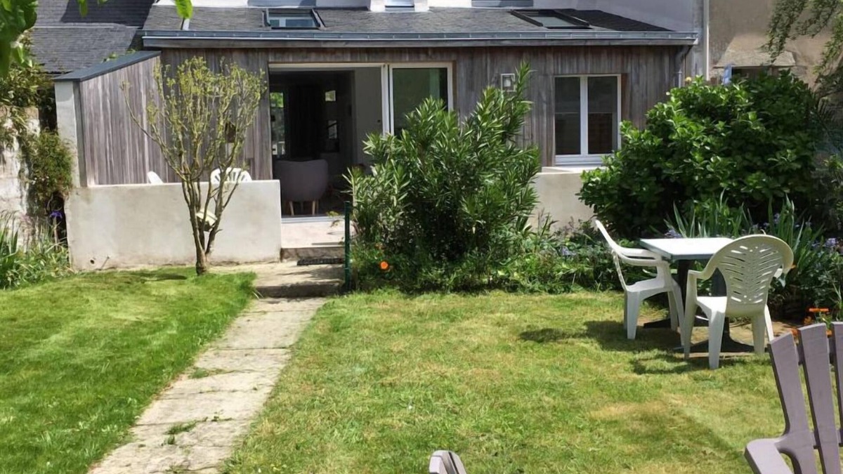 Penvins House | 5 minutes from the beaches: great comfort and attractive services for 8 people