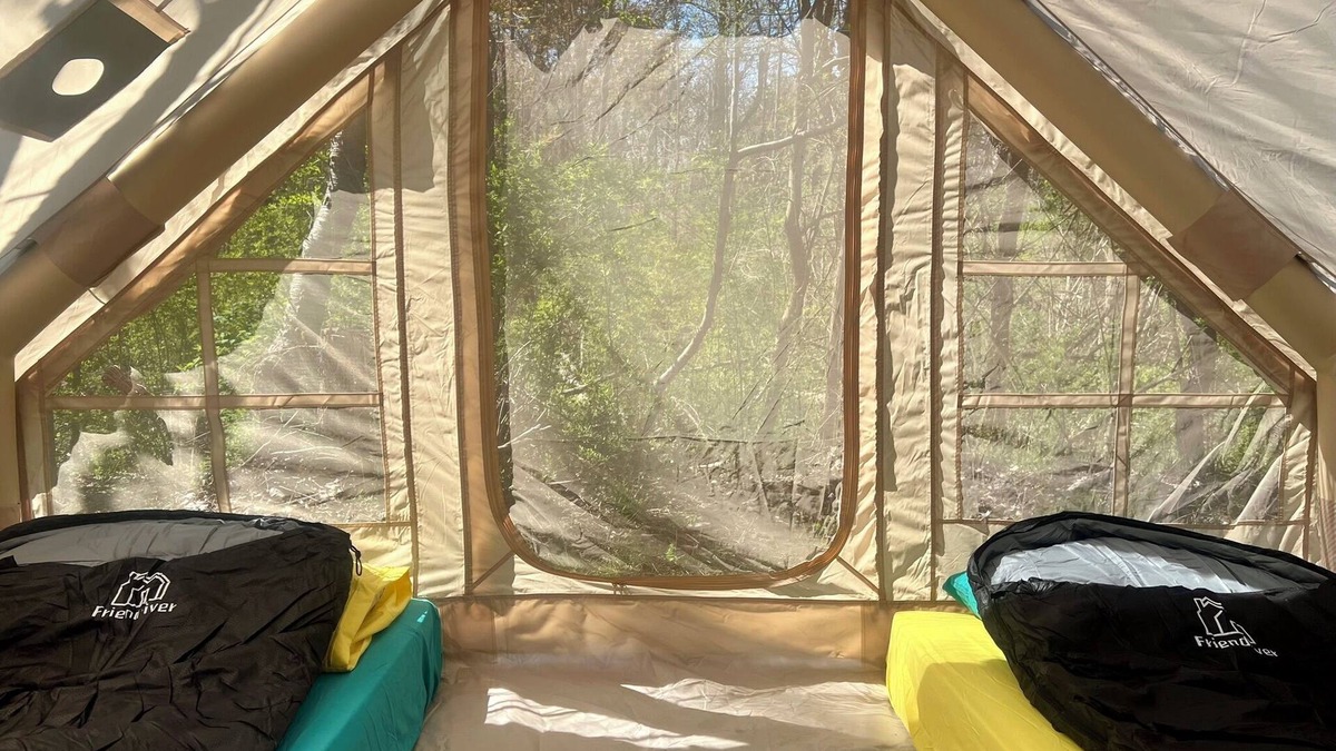 South Haven Bed & Breakfast | 5 Minutes To Beach & Downtown - Safari Tent for Two