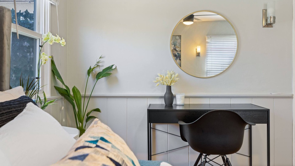 Monrovia House | 5 Minutes To Old-Town Monrovia New Listing Special Book Now!