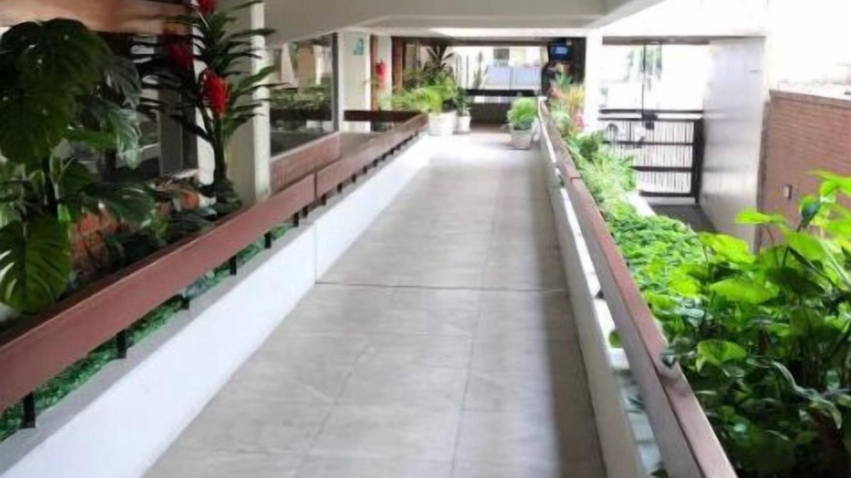 Petit Jean Ocharan House | (5) Modern Miraflores tourist area apartment