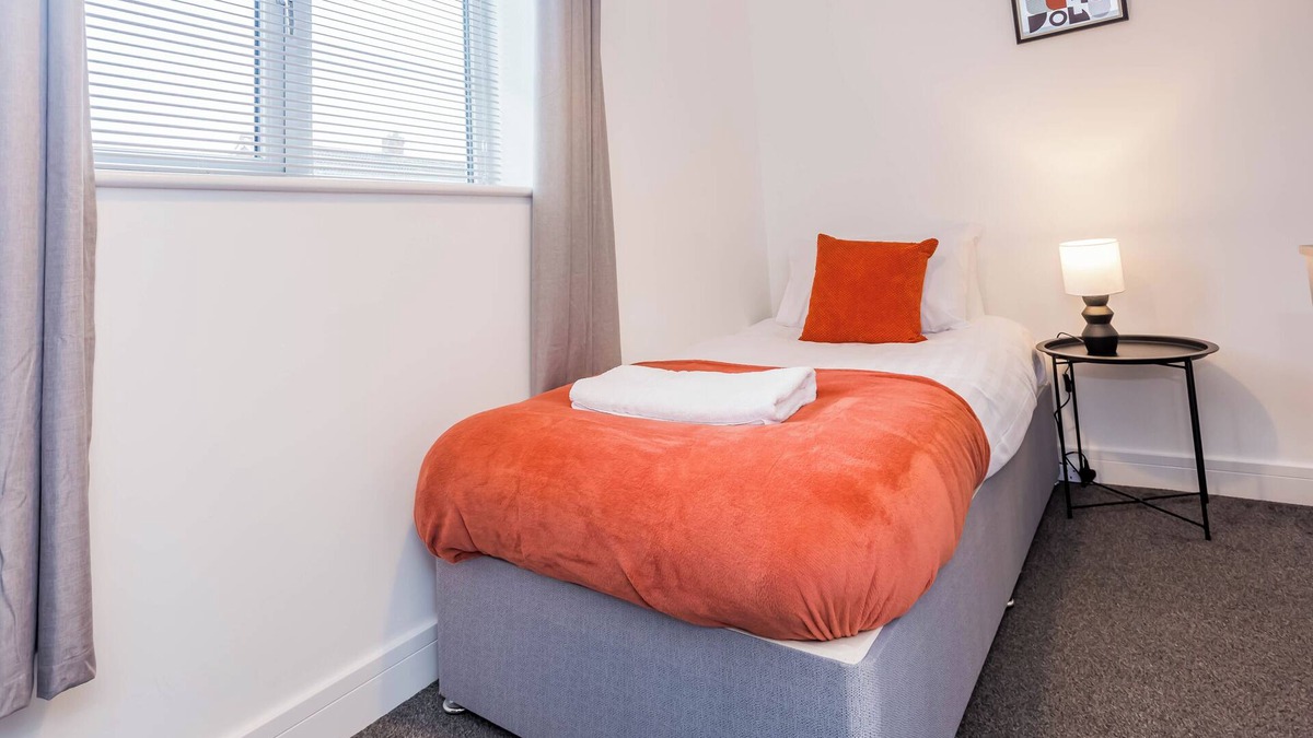 Durham House | 5 Monks Crescent