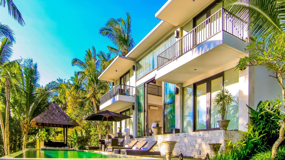 Abiansemal Villa | 5 * Pool villa in Ubud with free airport pick up and free use of bikes!