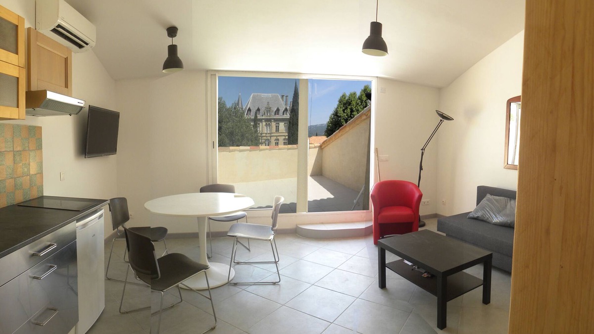 Charleval Apartment | 5 - rent apartment LUBERON in PROVENCE with tropézienne 4 beds