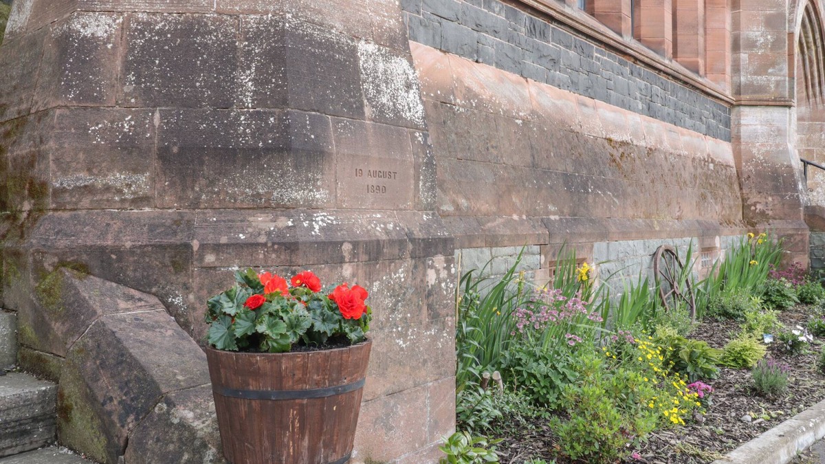 Moffat Cottage | 5 St. Mary's Church