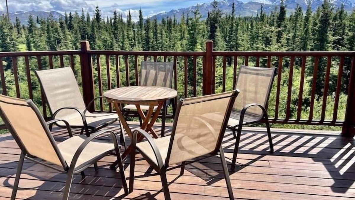 Healy House | 5 Star Denali Park Spacious Family Home