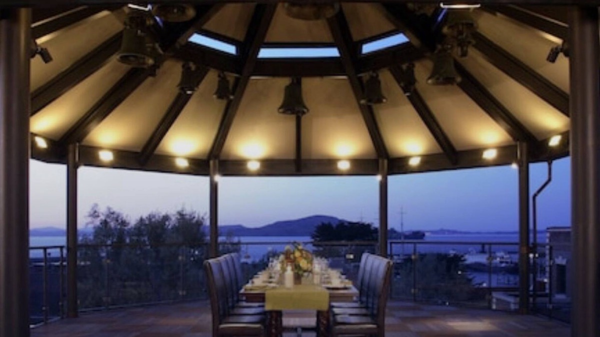 Fisherman's Wharf Apartment | 5 Star Fairmont Heritage at Ghirardelli Square.nProperty available August 1-3